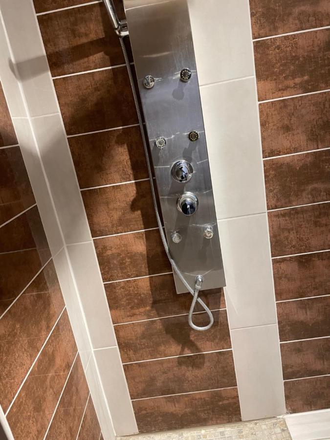 Studio Privee Vesoul -Wifi,Tv,Clim,Parking Gratuit Exteriér fotografie
