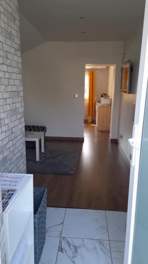 Studio Privee Vesoul -Wifi,Tv,Clim,Parking Gratuit Exteriér fotografie